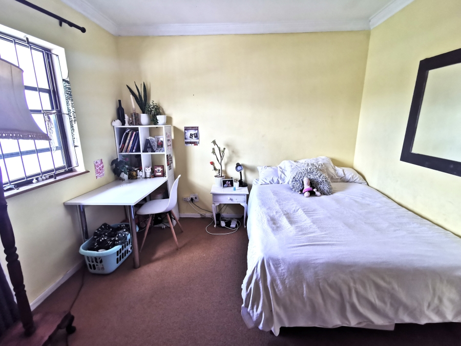 To Let 3 Bedroom Property for Rent in Kleingeluk Western Cape